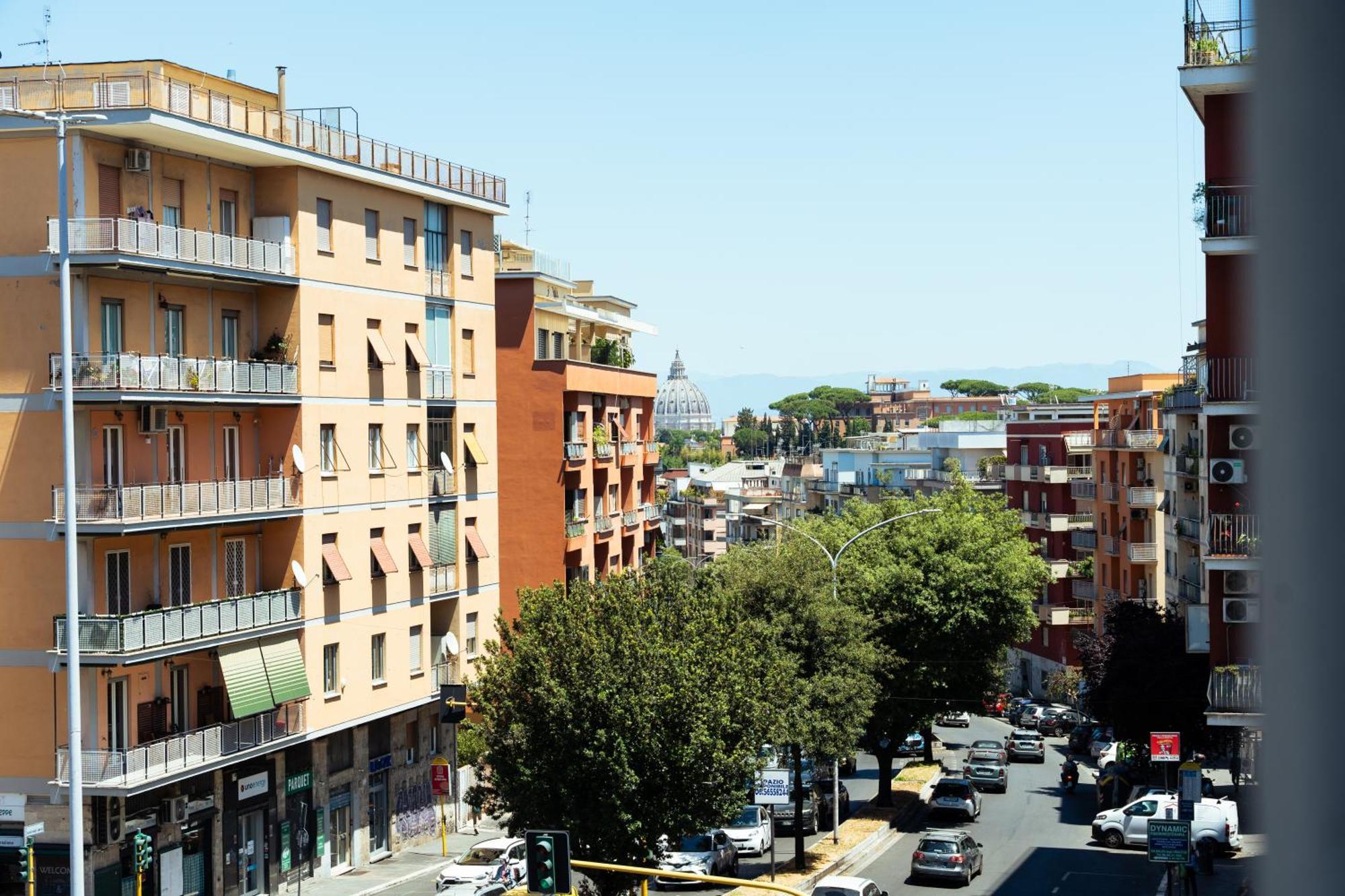 Near Vatican, Irnerio 47 Guest House Rome Exterior photo